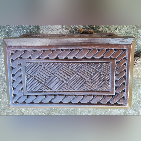 Hand Carved Jewelry box - Picture 3 of 7